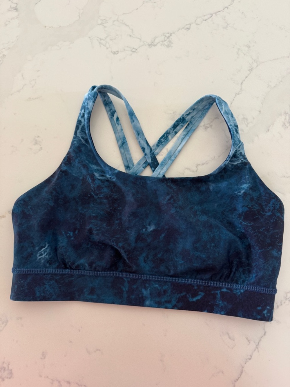 Lululemon energy size 4 Blue Marble Strappy Sports Bra